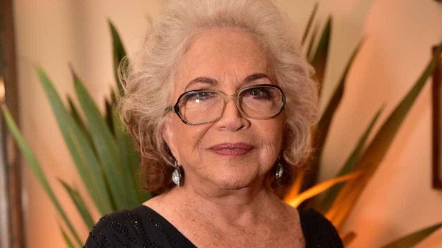 Nathalia Timberg, com 95 anos, está com Covid e cancela sessão de peça