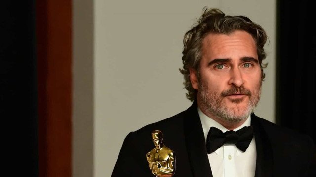 Joaquin Phoenix abandona papel em romance gay cinco dias antes de filmagens