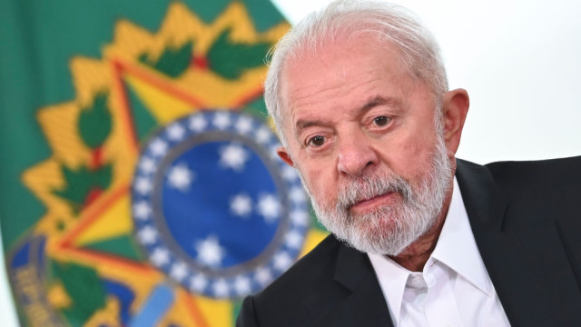 Lula sanciona novo ensino médio, mas veta mudança no Enem