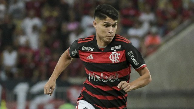 Flamengo vence Bolívar na Libertadores e abre boa margem para decidir vaga na altitude