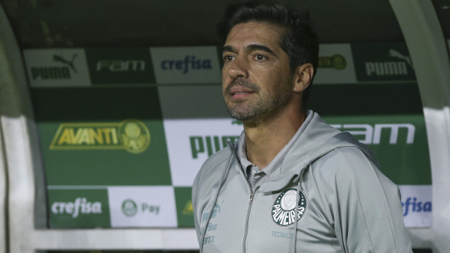 Escalação de Abel contra o Fla contrariou desejo de jogadores do Palmeiras