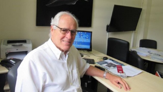 Médico brasileiro ganha prêmio internacional por pesquisas sobre Alzheimer