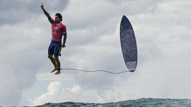 Circuito Mundial de surfe terá nova etapa em piscina de ondas, em Abu Dabi