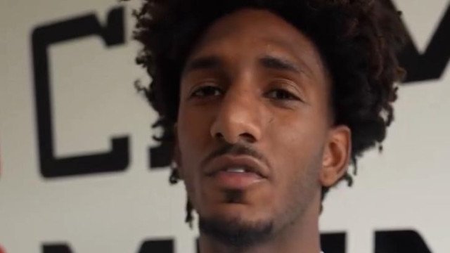 Corinthians anuncia a chegada do atacante Talles Magno por empréstimo até julho de 2025