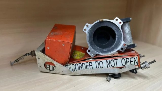 Caixa preta de avião que caiu em SP revela gritos e pergunta do piloto