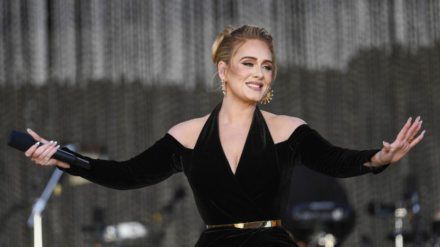 Adele anuncia nova pausa na carreira