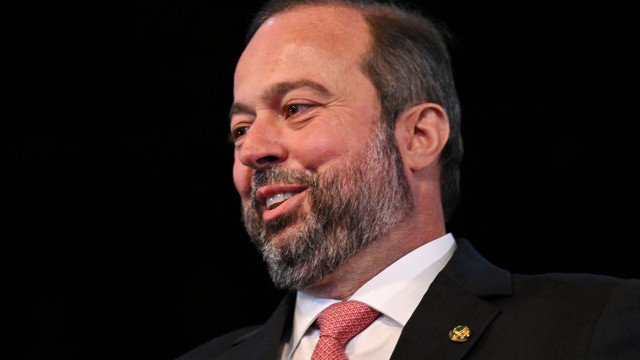 Silveira pede plano de contingência em 30 dias ao ONS