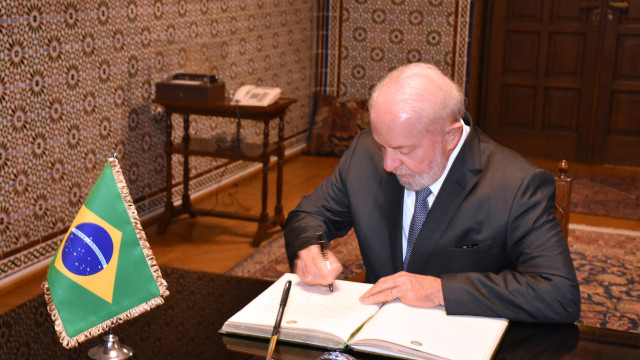 Lula sanciona lei que permite ‘desnegativar’ empresas e pessoas físicas do RS