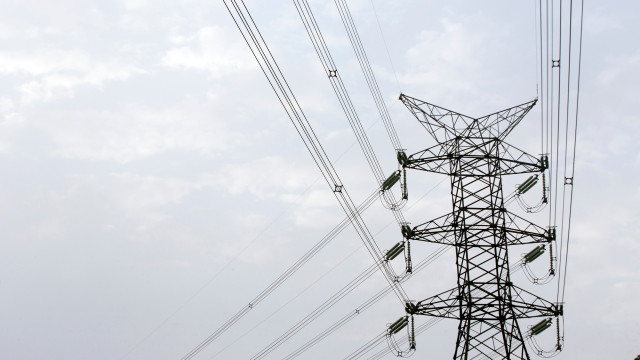 ONS aprova ações preventivas para garantir oferta de energia no país