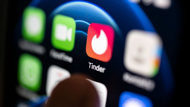 Vítima do ‘golpista do Tinder’ dá dicas de como sair do superendividamento