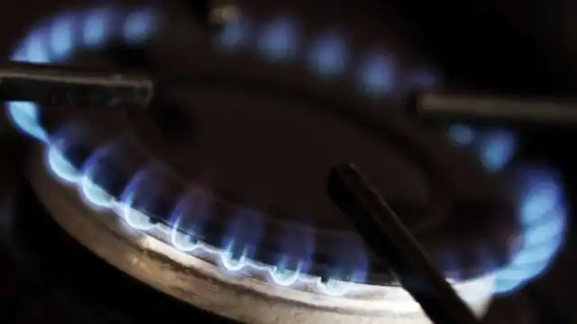 Gás natural ficará 1,41% mais barato em novembro, diz Petrobras