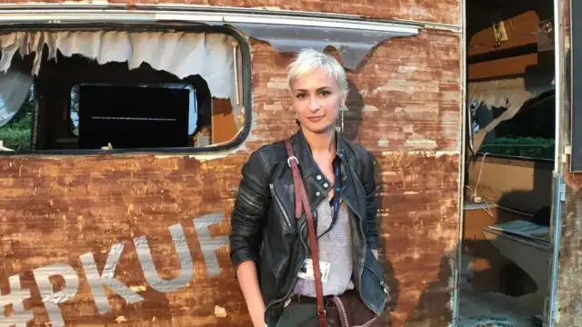 Três anos após morte de diretora no ‘set’, ‘Rust’ tem data de estreia