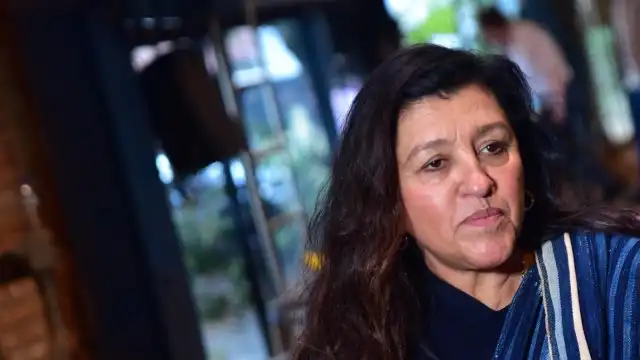 É possível fazer humor sem ofender minoria, diz Regina Casé, que estreia sitcom