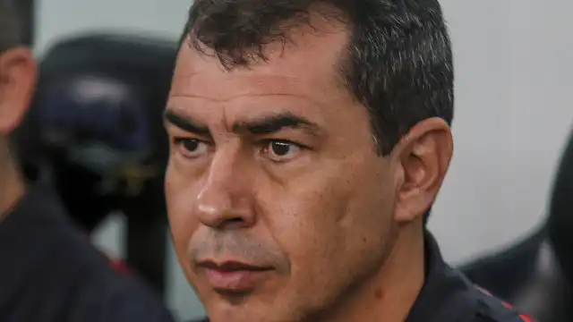 Carille pede fim das vaias no Santos: ‘Se não acontecer, vou continuar trabalhando quietinho’