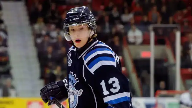 Ex-jogador de hóquei é morto por ex-namorado ao chegar em casa, diz jornal