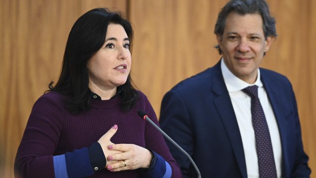 Tebet: momento é de cortar gastos em políticas públicas ineficientes