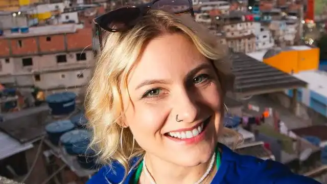 Lea Maria, a ‘alemã de cria’, faz humor com suas experiências como gringa no Brasil