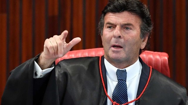 No STF, Fux proíbe aplicação de benefícios sociais em bets e manda Fazenda tomar medidas
