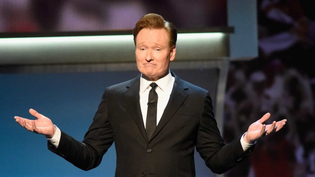Comediante Conan O’Brien vai apresentar a cerimônia do Oscar em 2025