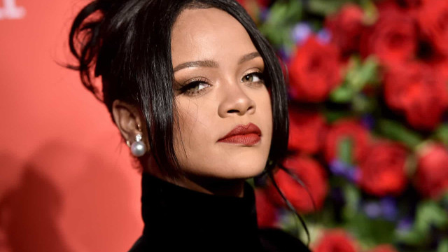 Rihanna encoraja americanos a irem às urnas: ‘Votem, porque eu não posso’