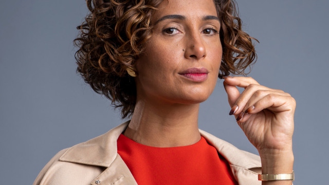 Tive muitos encontros capazes de ampliar a minha sexualidade, diz Camila Pitanga