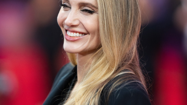 Angelina Jolie avança em processo judicial contra Brad Pitt