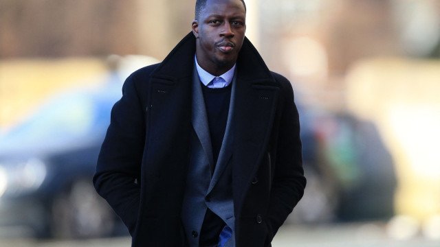 Lateral Benjamin Mendy ganha processo na Justiça contra o Manchester City