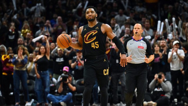 Cavaliers derrubam série invicta dos Celtics na NBA; líder do Oeste perde