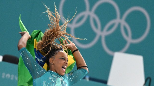 Rebeca Andrade renova com Flamengo para novo ciclo olímpico: ‘Minha segunda casa’