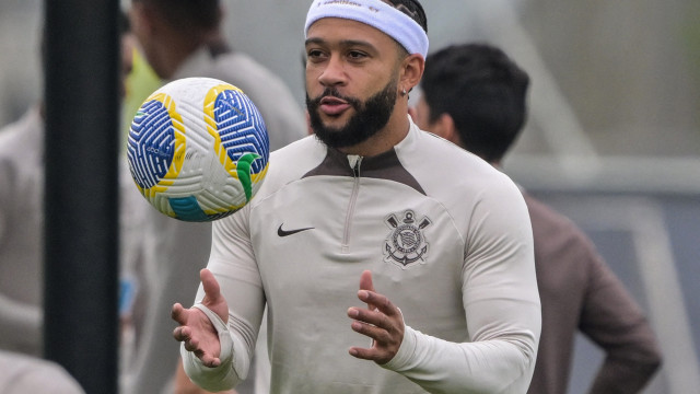 Depay é pop: Atacante impulsiona marketing, vendas e mídias do Corinthians