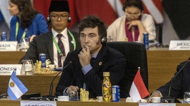 Atritos marcam relação com Brasil no 1º ano de Milei, mas pragmatismo prevalece