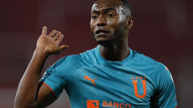 Jogador é sequestrado no Equador; polícia faz operação para localizá-lo