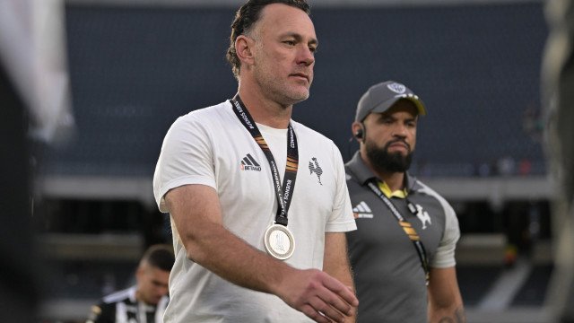 Gabriel Milito é demitido do Atlético-MG após derrota para o Vasco