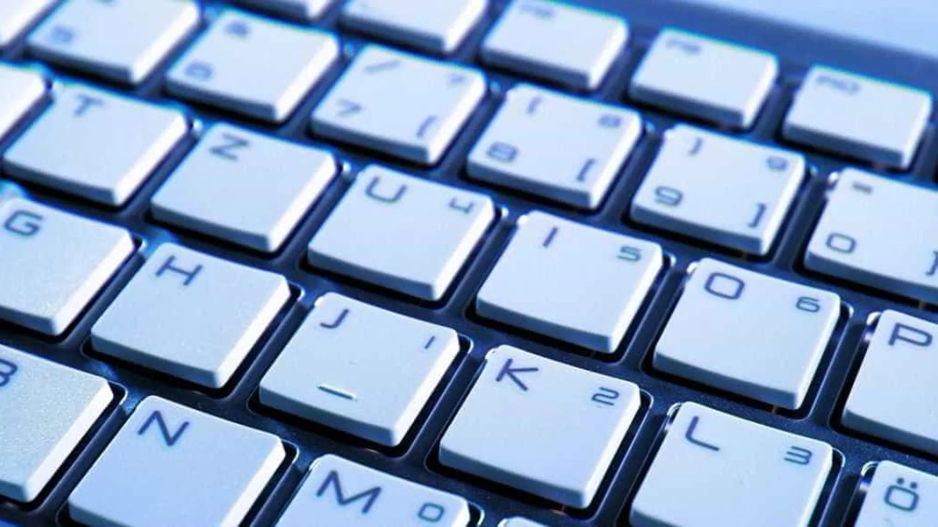 Governo Lula discute projeto que amplia poder antitruste contra as big techs