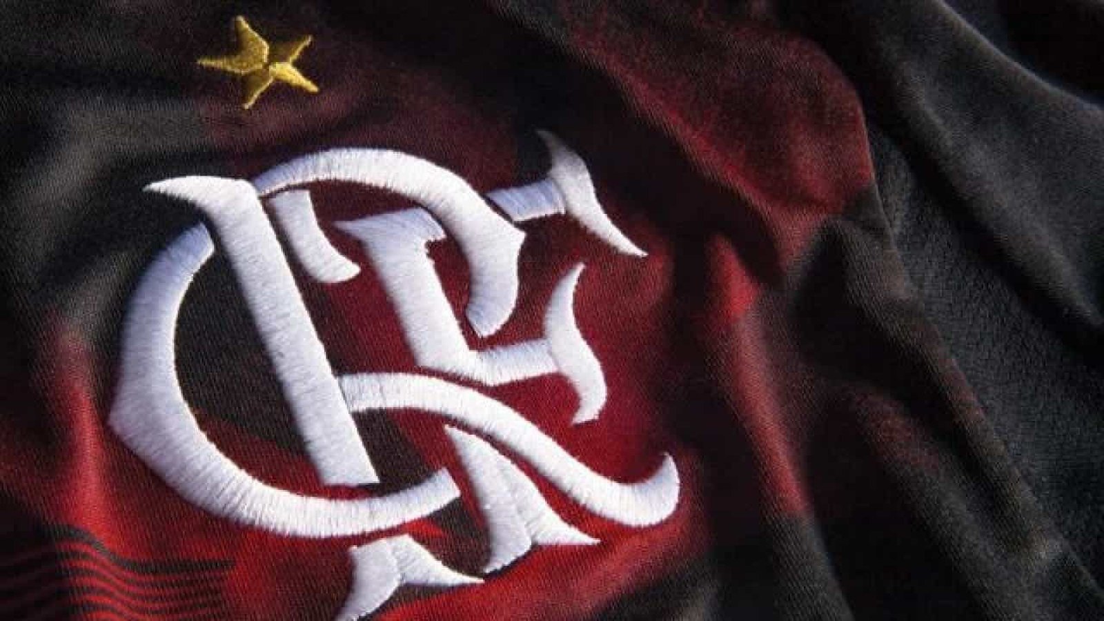 Flamengo anuncia a contratação do atacante Juninho até o fim de 2028