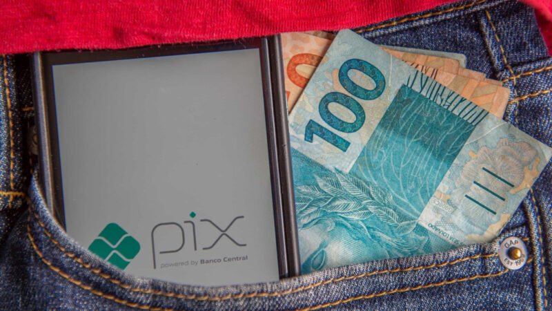 Febraban após fake news sobre medida da Receita: Pix continua gratuito