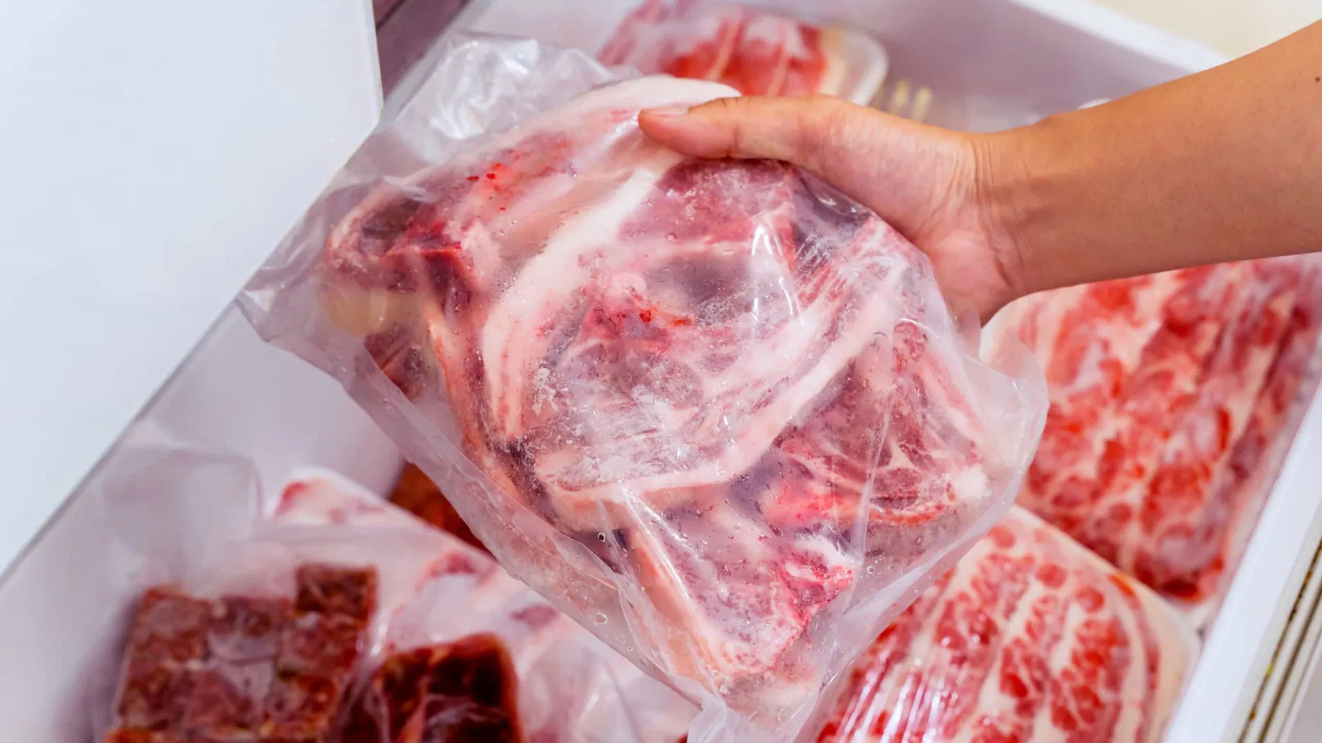 Saiba como saber se a carne está apta para o consumo ou estragada