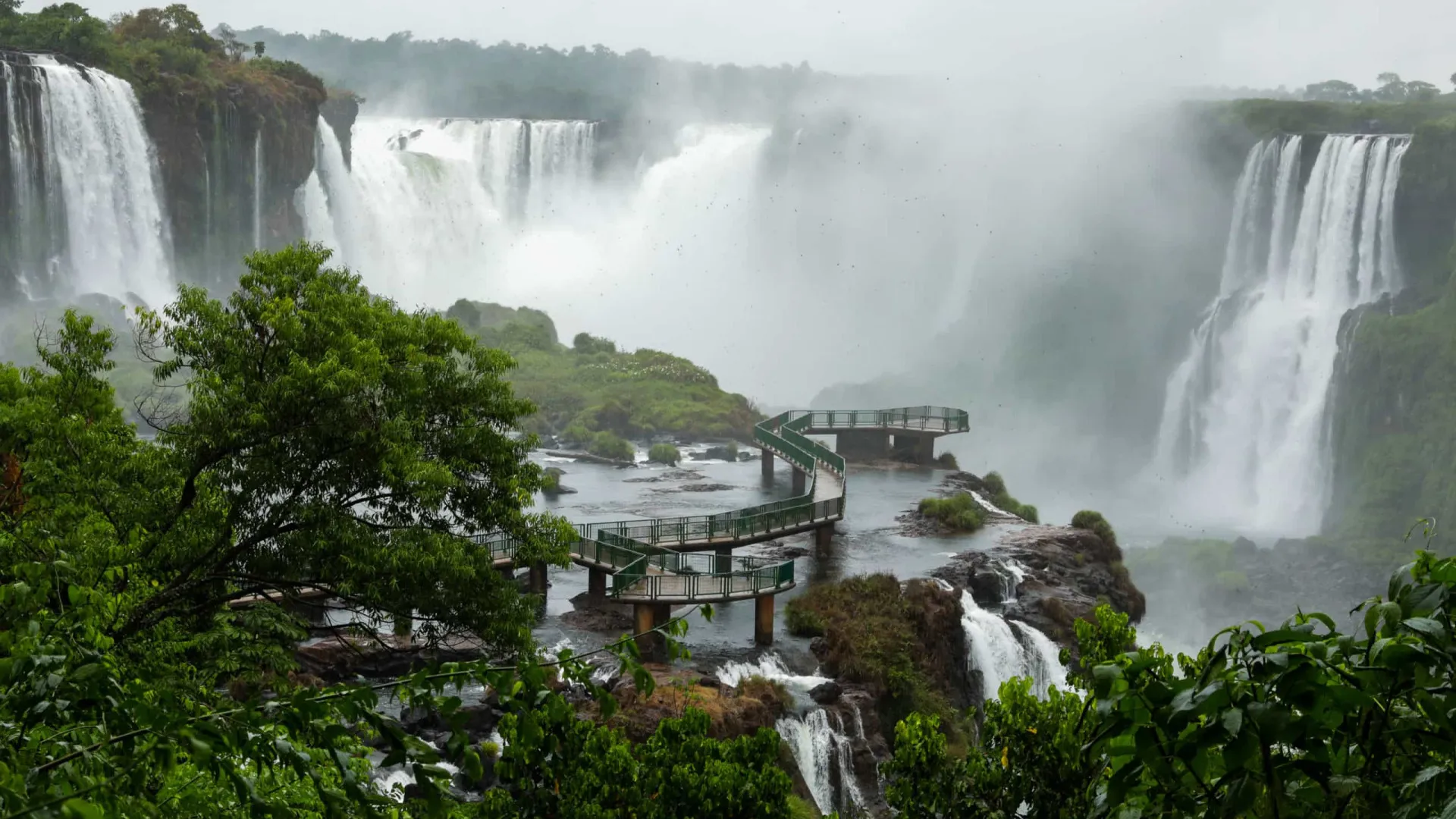 Horário ampliado do Parque Nacional do Iguaçu segue até domingo