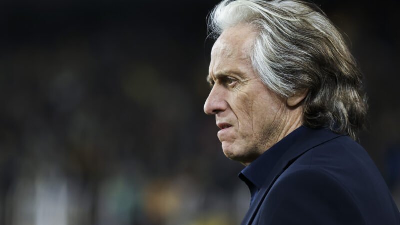 Jorge Jesus aguarda resposta de Neymar sobre jogar só dois torneios: ‘Espero que ele aceite’