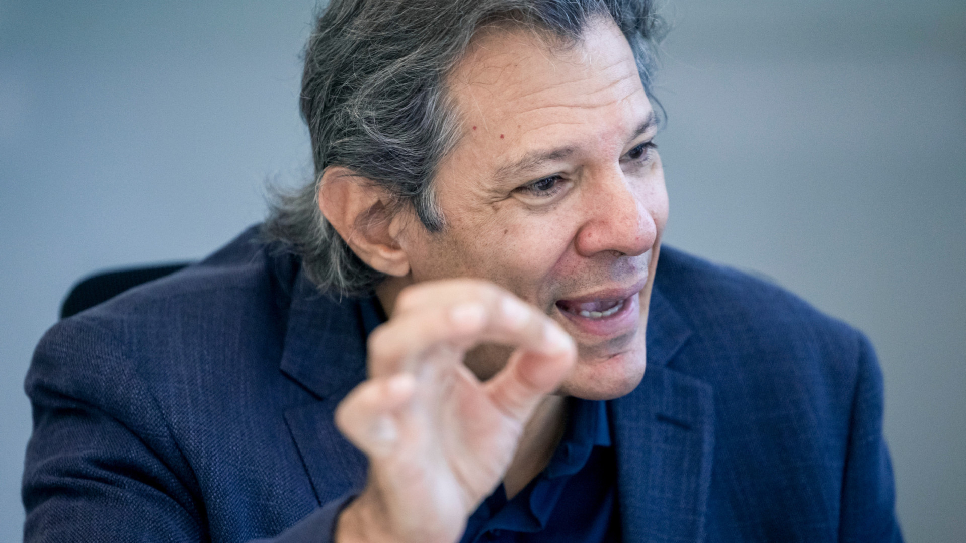 Haddad afirma que Lula está para assinar MP para reforçar gratuidade e sigilo do Pix