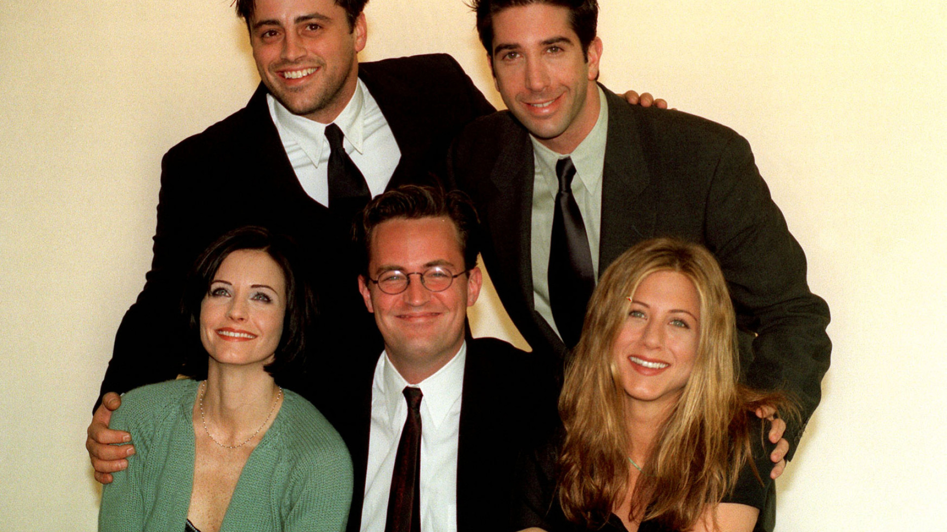 Saiba quanto o elenco de ‘Friends’ ganha por ano após fim da série