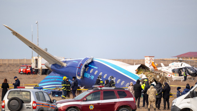 Brasileiros analisam caixas-pretas de avião que caiu no Cazaquistão