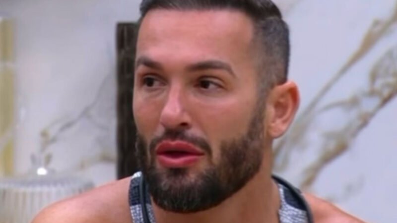 Diego Hypolito revela motivo de internação em clínica psiquiátrica