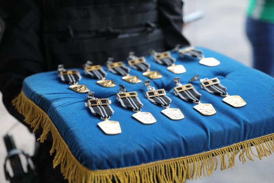 Bope homenageia 43 autoridades em solenidade de celebração de 37 anos da unidade; Entre as autoridades contempladas estava o vice-governador Otaviano Pivetta