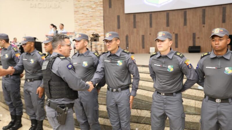 Solenidade: PM realiza aula inaugural e imposição da luva de ombros para cadetes da 23ª turma de curso de oficiais
