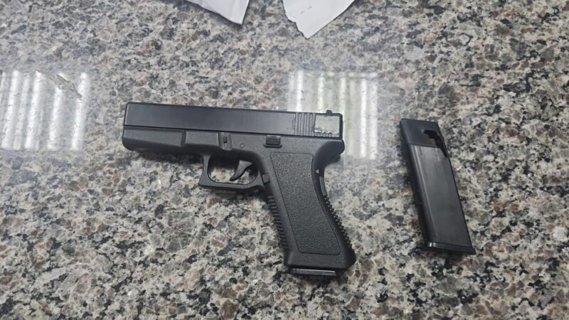 Aluno é apreendido arma de brinquedo em escola de Matupá