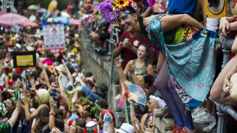 Carnaval de rua do Rio terá 15 blocos neste fim de semana