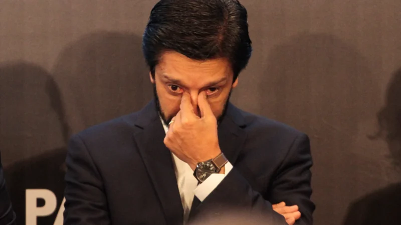 Justiça decide que decreto de Nunes que proíbe transporte por moto em SP é inconstitucional