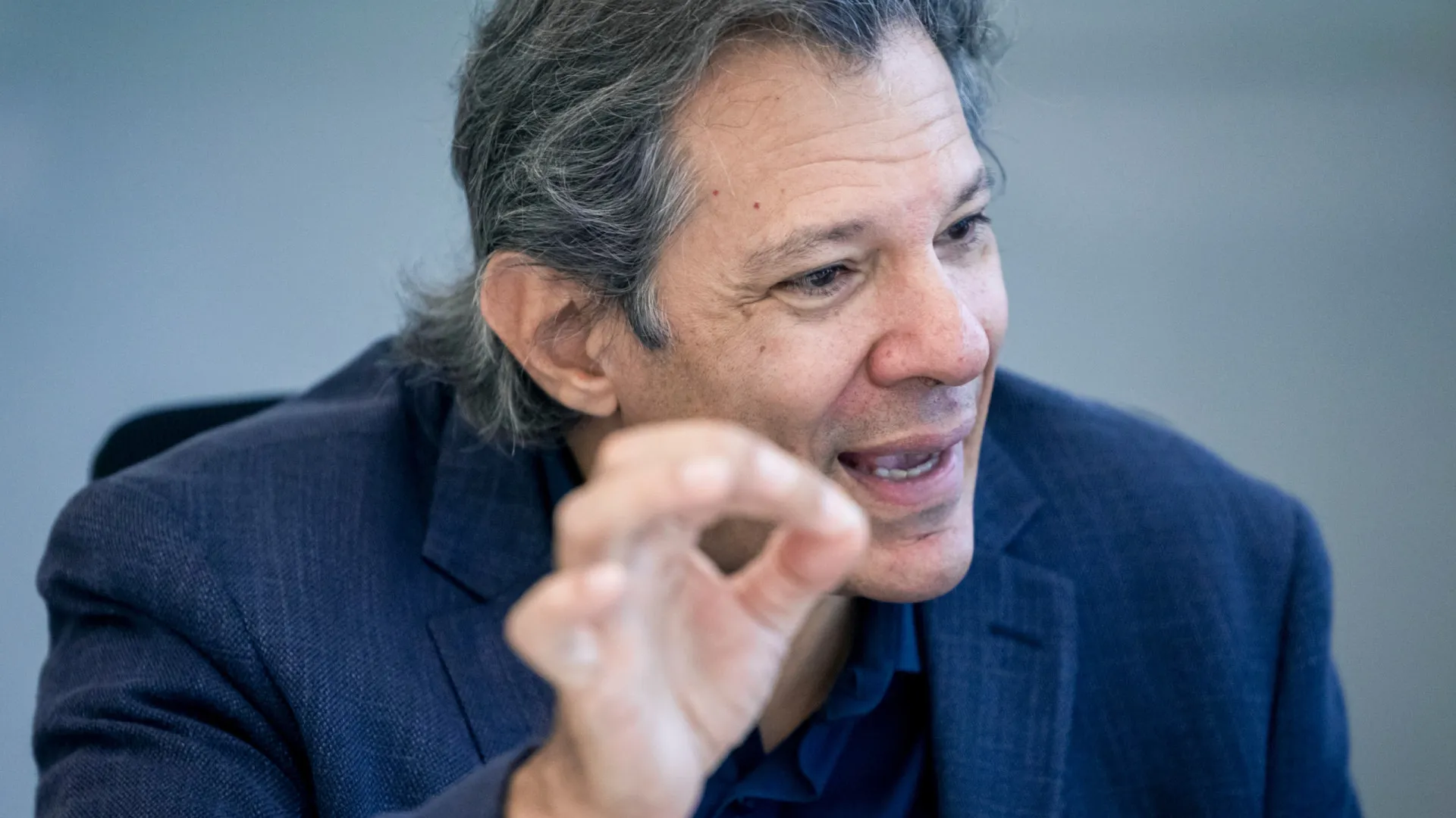 Haddad diz que queda do dólar e safra devem conter preço dos alimentos