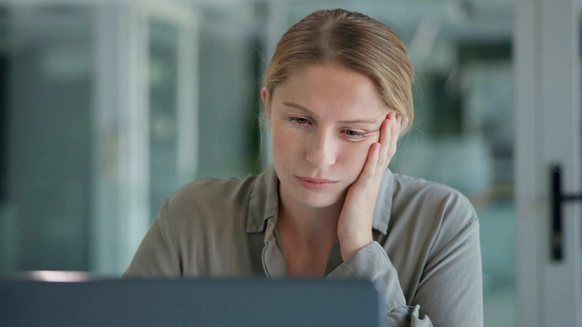 Trabalho por conta própria exige mais horas de serviço, diz IBGE